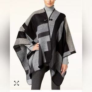 NEW Calvin Klein Colorblock Gray & Black Poncho ONE SIZE